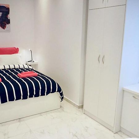 Cozy Apartment In The Center Of เอเธนส์ ภายนอก รูปภาพ