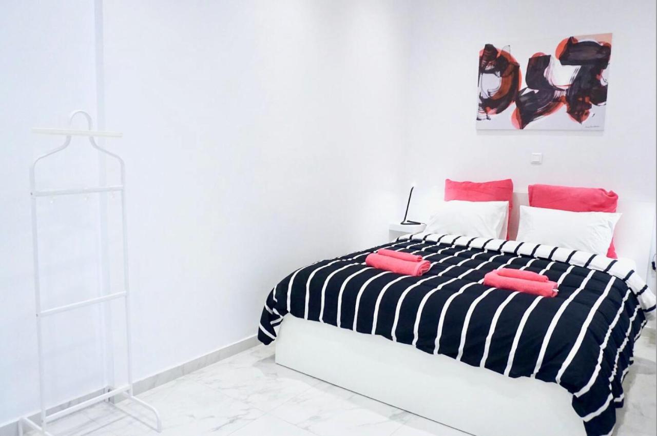 Cozy Apartment In The Center Of เอเธนส์ ภายนอก รูปภาพ